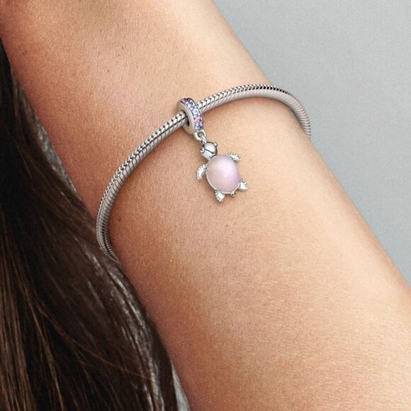 Pandora Murano Glass Pink Sea Turtle Dangle Charm - Picture 2 of 2